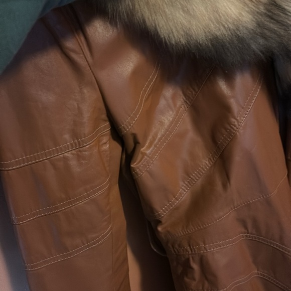 Vintage Leather Fox fur jacket - Picture 8 of 11